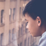 爸爸可以不走嗎?