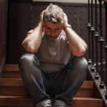 為何神使人命苦?