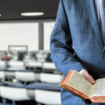 沿路有誰牽引我